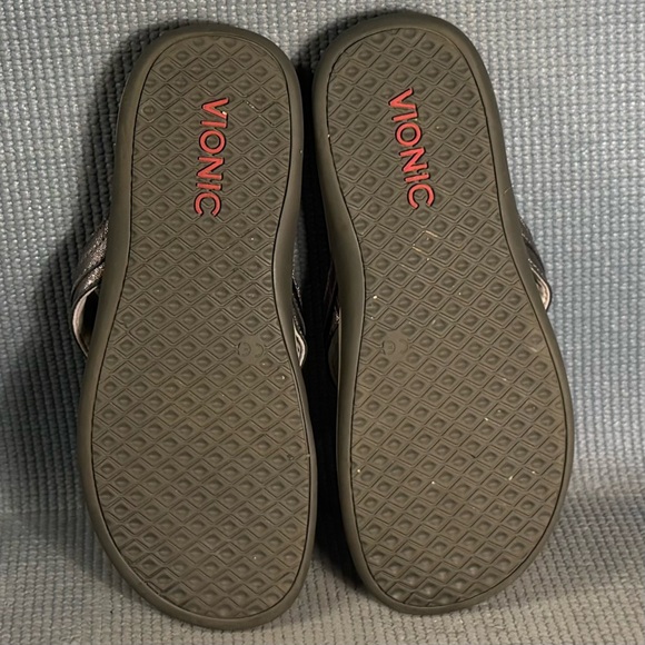 Vionic Tide Aloe Women's Pewter Flip Flop Sandals Size 7 - Picture 8 of 9